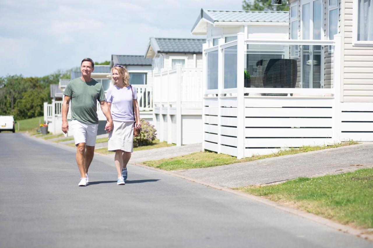Llanrhidian Holiday Park Llanmorlais Kültér fotó