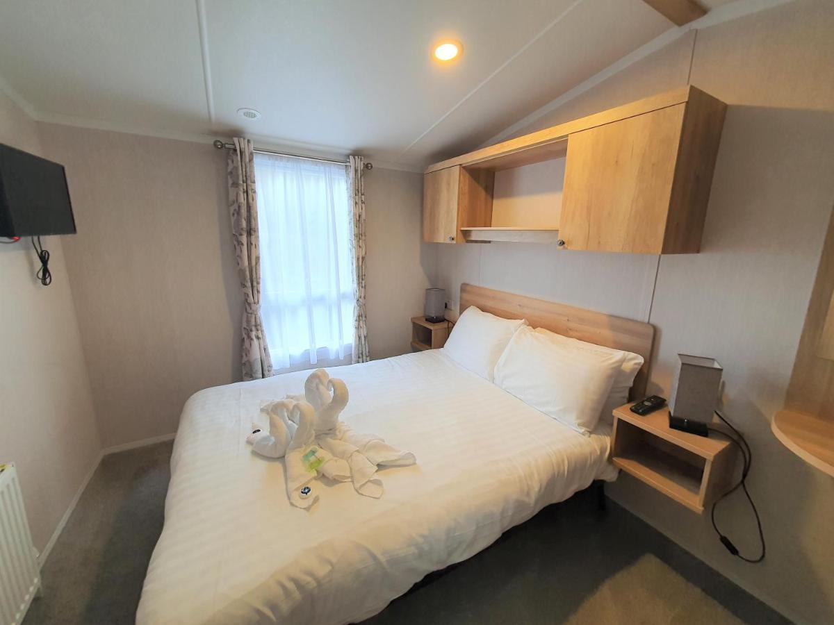 Llanrhidian Holiday Park Llanmorlais Kültér fotó