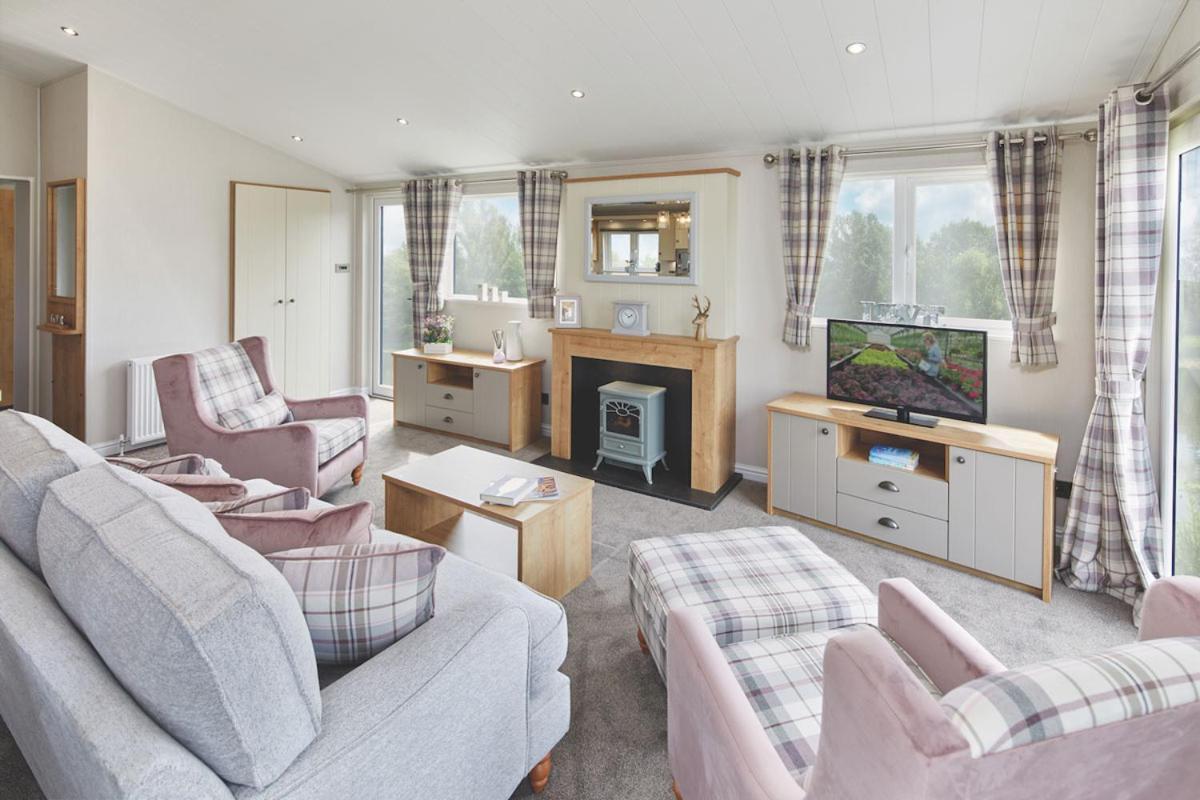 Llanrhidian Holiday Park Llanmorlais Kültér fotó